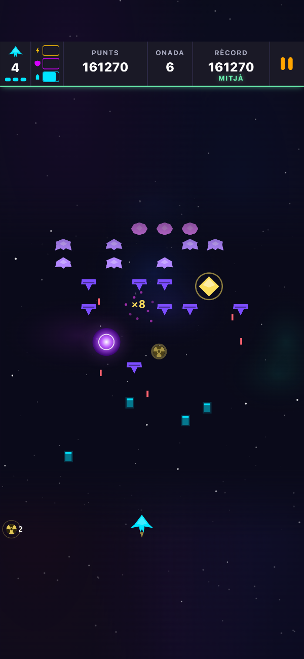 Partida a l’onada 6, al nivell Mitjà, amb una nau de recompensa i un portal Void Rift, tots dos a la pantalla